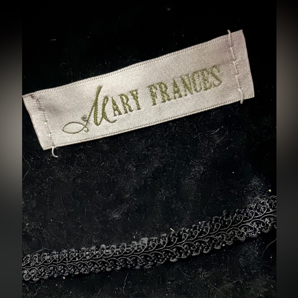 Mary Frances Gold and Burgundy Beaded Fringe Crossbody Clutch - Picture 14 of 16